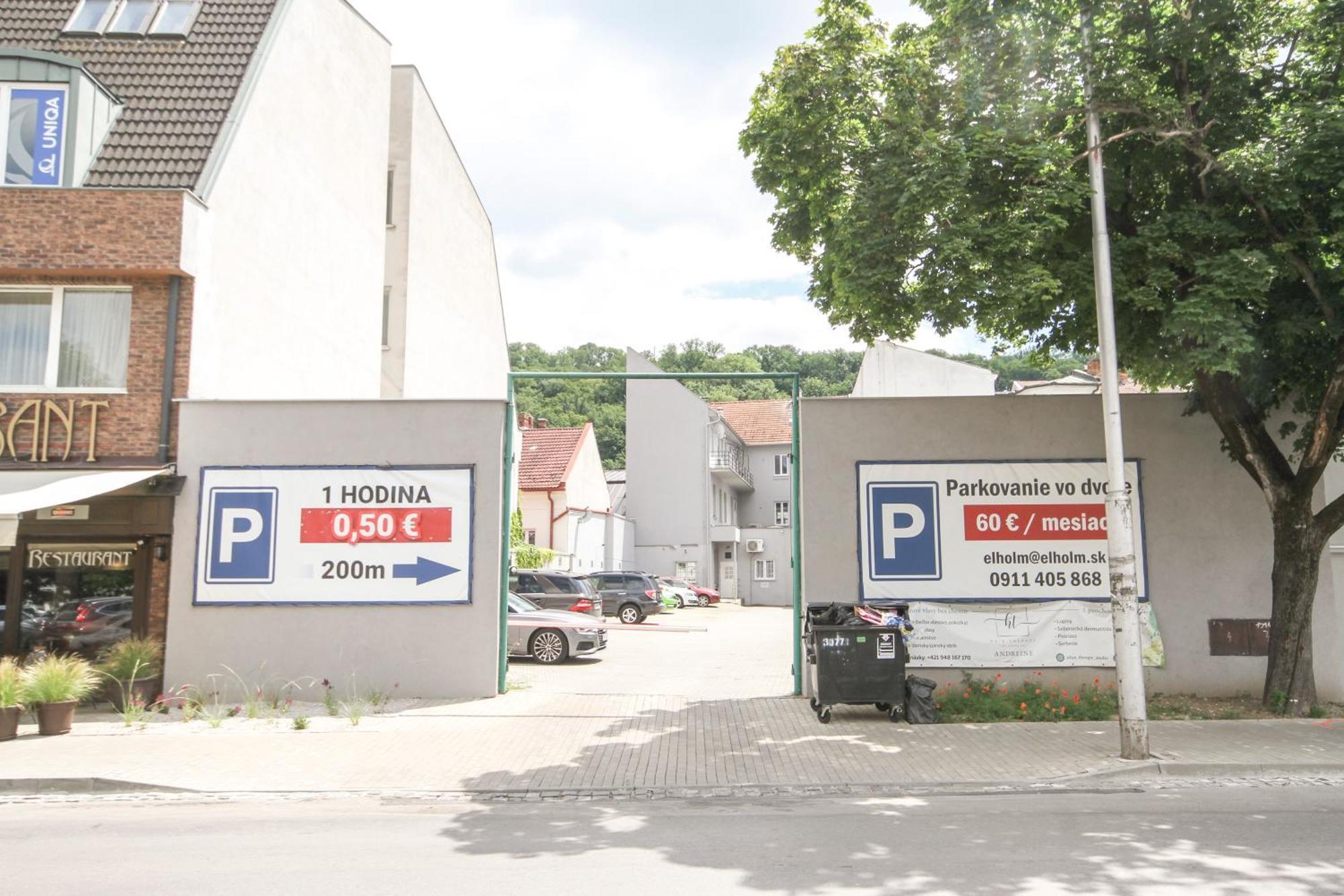 Apartman Vita Deluxe Trenčín Exterior foto